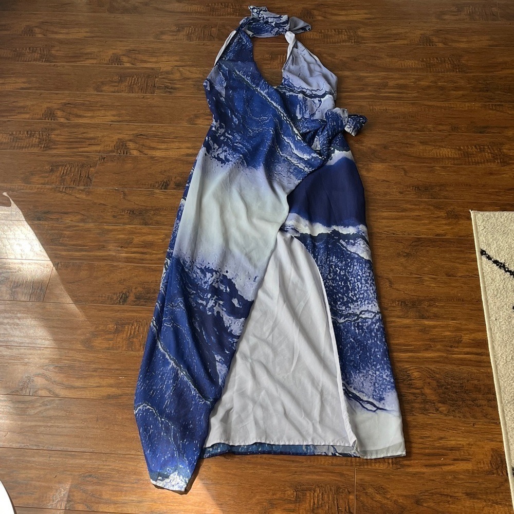 Boskemper Elegant Asymmetrical Blue‎ and White Dress, size XS